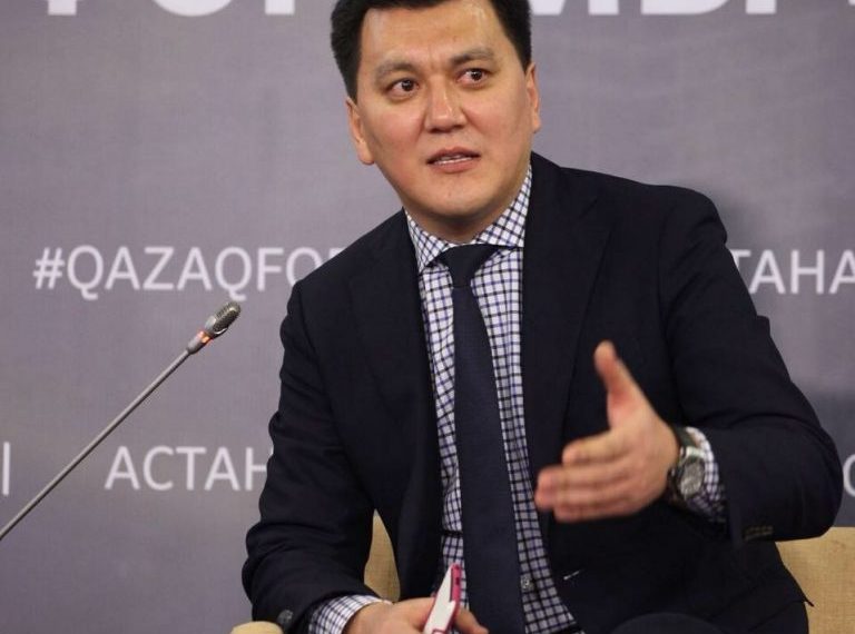Назарбаев еще раз показал пример лидера со стратегическим видением — Карин