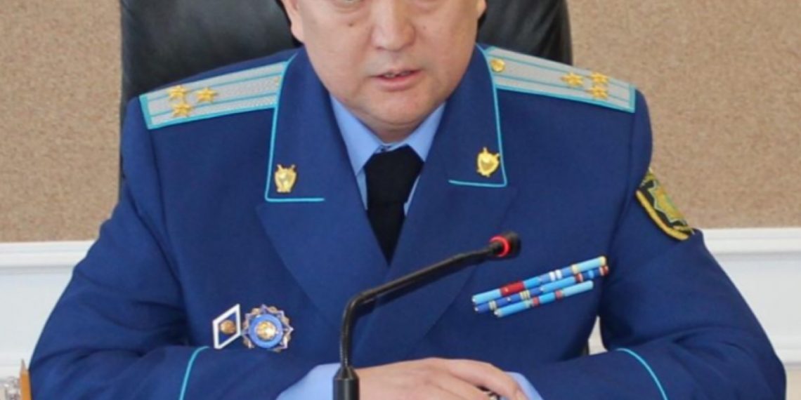 Ернат Сыбанкулов назначен главным транспортным прокурором