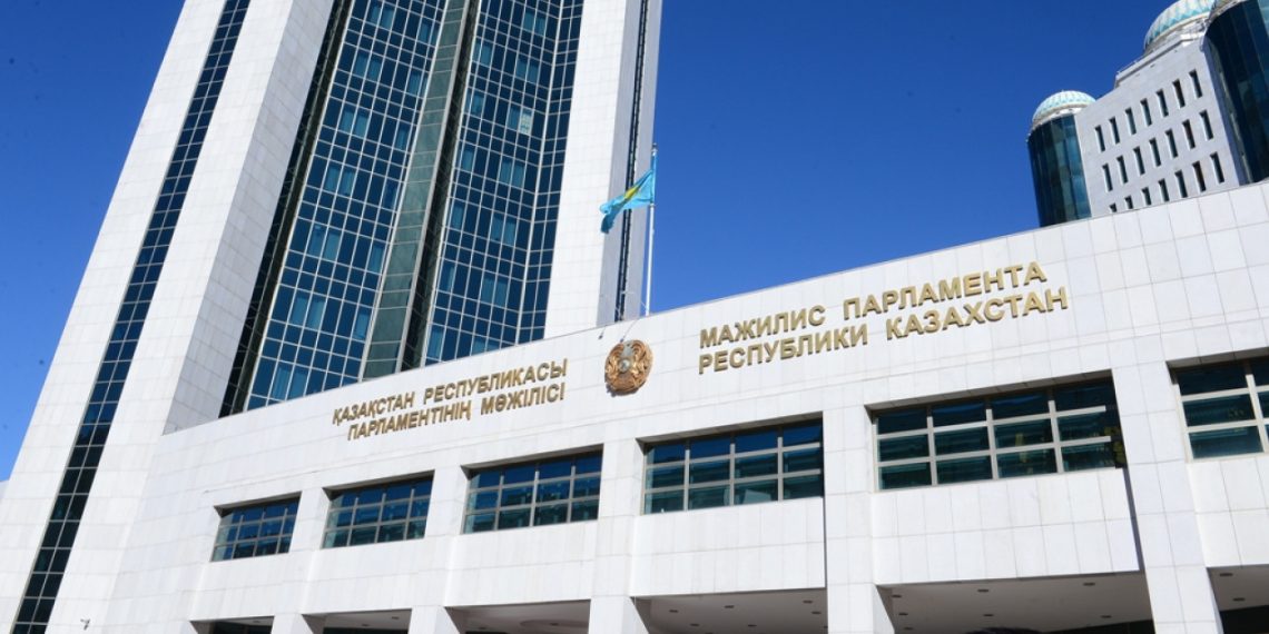 Мажилис согласовал кандидатуру нового министра культуры и спорта