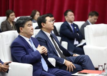 Все госорганы должны кардинально менять работу, снижать бюрократию: заместитель руководителя Администрации Президента на коллегии АДГС