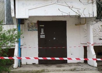 В Таразе закрыт на карантин подъезд многоэтажного жилого дома