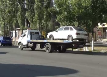 Полицейские Тараза усилили борьбу с незаконными парковками