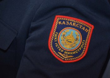 Около 1700 владельцев оружия проверили жамбылские полицейские