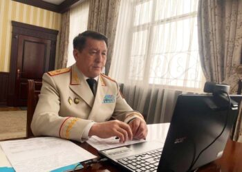 НАЧАЛЬНИК ДП ЖАМБЫЛСКОЙ ОБЛАСТИ ВСТРЕТИЛСЯ СО ШКОЛЬНИКАМИ В РЕЖИМЕ ОНЛАЙН