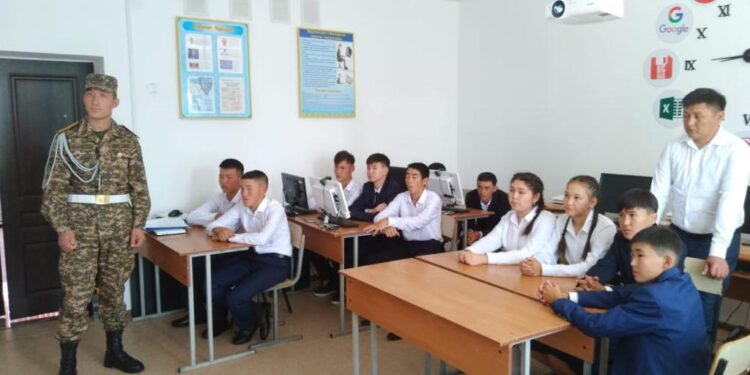Уроки мужества от солдат