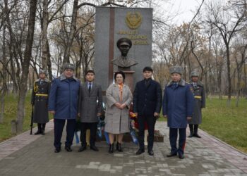 Жамбылские полицейские почтили память погибших коллег