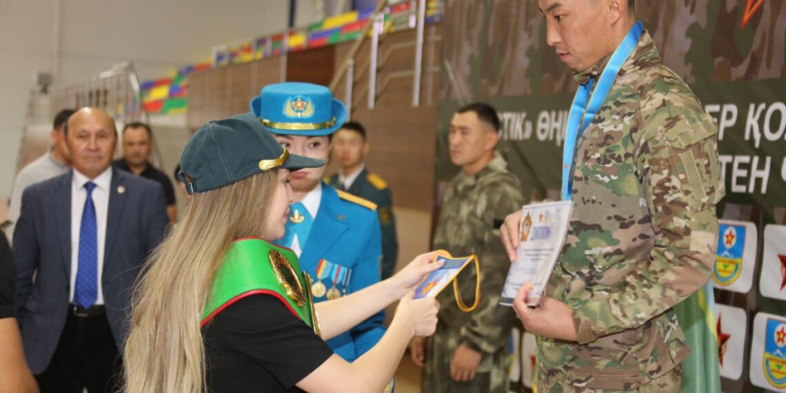 Армейский рукопашный бой