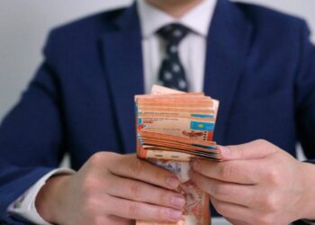 За коррупцию подчинённых уволили полицейских начальников в Жамбылской области