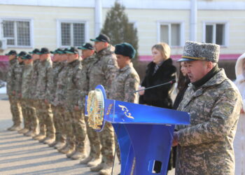 Победителей встретили с почестями