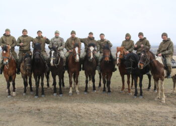 Наурыз на боевых конях