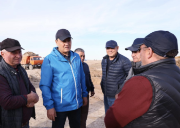 Ербол Карашукеев ознакомился с ходом уборки сахарной свеклы
