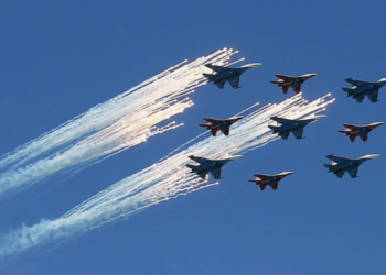 Самолеты, находящиеся на военной службе, будут летать над городом Астаной