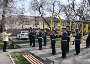 Военно-духовой десант