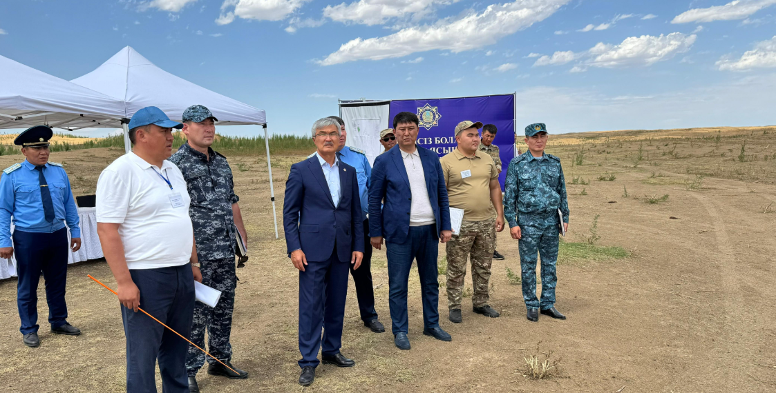 В Жамбылской области уничтожено более 2500 тонн дикорастущей конопли