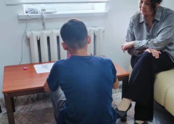 Атырауский подросток, ночевавший на улице, рассказал о семье
