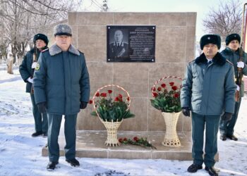 В Таразе открыли мемориальный комплекс генералу Шакиру Джексембаеву