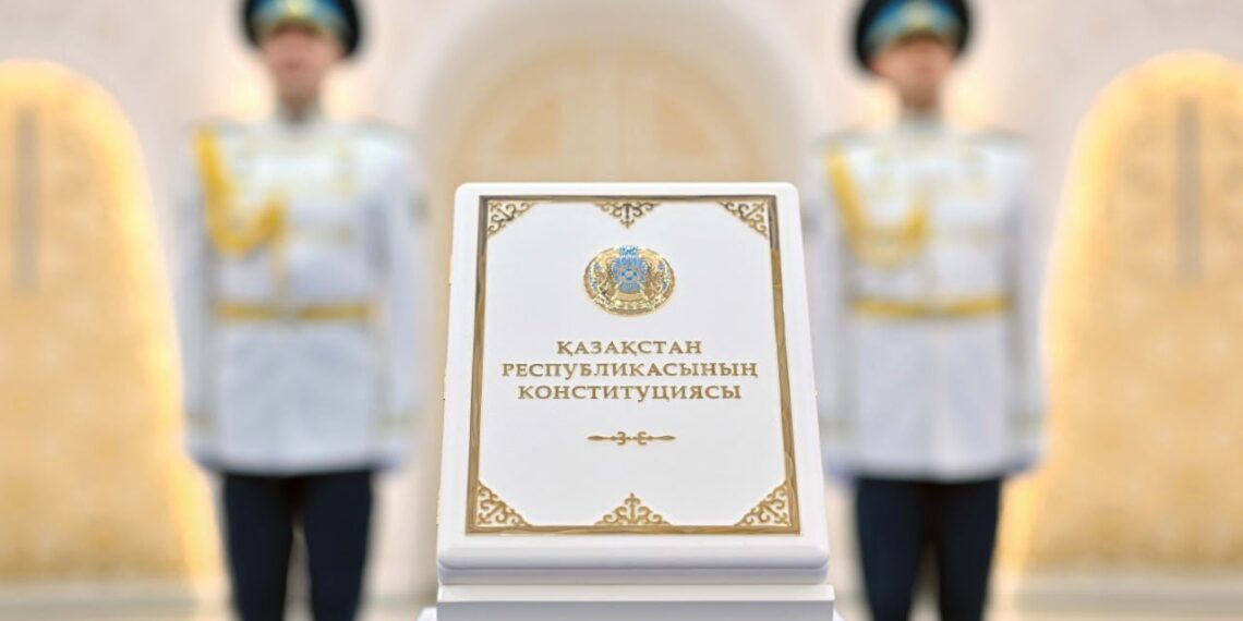Обращение Главы государства Касым-Жомарта Токаева по случаю вступления в силу Новой Конституции Казахстана