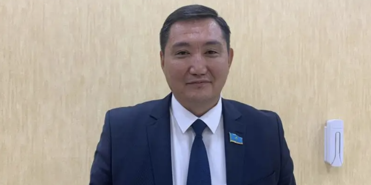 Что грозит экс депутату Бахытжану Базарбек?
