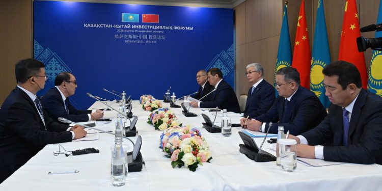 Президент принял председателя Совета директоров Fufeng Group Ли Сюэчуня