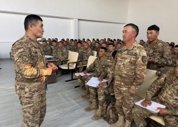 Роль сержанта – руководить и управлять