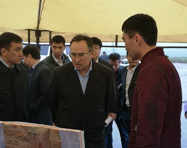Аcқар Исабекұлы «Қаралма» таулы сауықтыру базасына барып, құрылыс жұмыстарын барлады