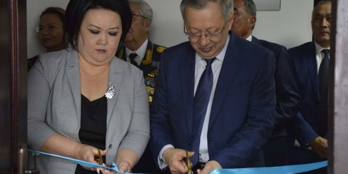 Әл-Фараби атындағы Қазақ ұлттық университетінде Халық Қаһарманы Ғ.Байтасовқа арналған аудитория ашылды
