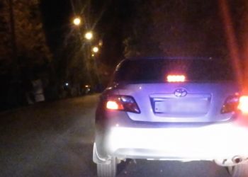 Жамбылдық полицейлері табельдік қаруды қолданып, жасырынуға әрекет жасаған жүргізушіні ұстады