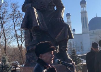 Жамбылдың шәкіртінің ескерткіші ашылды