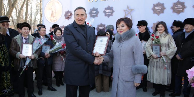 ҚОРАЗБАЕВ, АҚҮРПЕКОВА, ҚҰСАЙЫНОВ, ӨМІРБАЕВА ЕСІМДЕРІ АЛАҢҒА ЖАЗЫЛДЫ