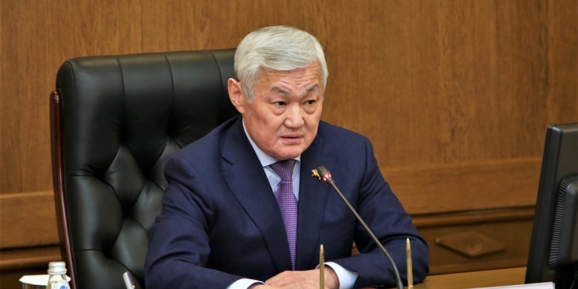 Жаңа қызметтегі Бердібек Сапарбаев жауапты тұлғаларға алғашқы тапсырмаларын жүктеді