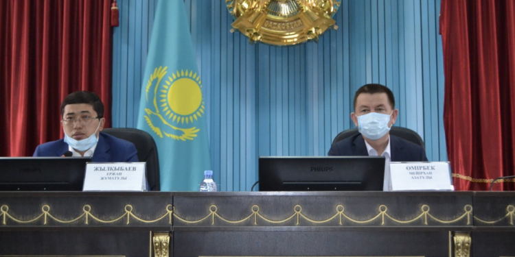 Дәрігер-инфекционистің шағымы бойынша тексеру қорытындысы: аурухана басшылары жұмыстан босатылды