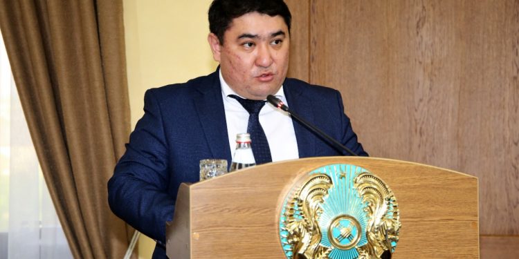 Жамбыл облысында 1300 шақырымнан астам автожол жөндеуден өтеді