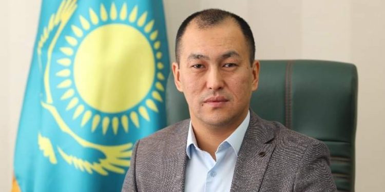 Студент үніне құлақ асатын университет