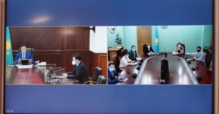 ҚР Премьер-Министрі Асқар Мамин денсаулық сақтау министрі Алексей Цойды таныстырды