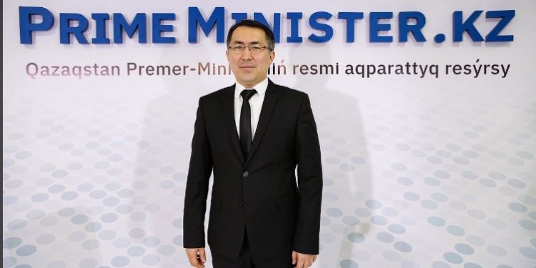 Азаматтық қоғам істері комитеттің төрағасы болып Қожахмет Мадияр Дүйсенбайұлы тағайындалды.