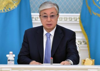 Президент Түркістан және Қарағанды облыстарындағы жағдайға байланысты кеңес өткізді