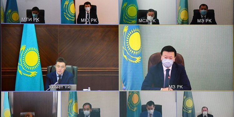 Мемлекеттік комиссия ҚР-дағы эпидемиологиялық жағдайды тұрақтандыру жөніндегі шараларды бекітті