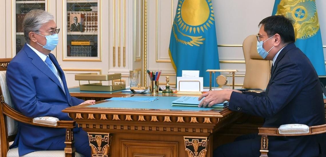 Қасым-Жомарт Тоқаев Ұлттық банк төрағасы Ерболат Досаевты қабылдады