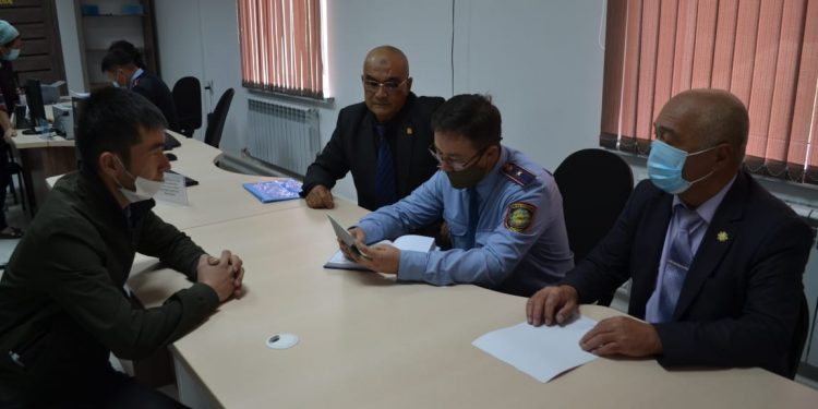 ЖЕКЕ СҰРАҚТАРЫМЕН ҚАБЫЛДАДЫ