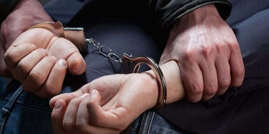 Жамбылдық полицейлер есірткі тасымалдаушыны ұстады