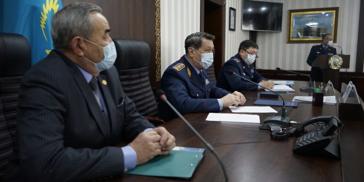 Тәуелсіздік күні қарсаңында ПД бастығы ІІО ардагерлерімен кездесті