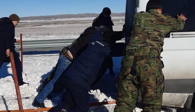 Жамбыл облысында бұрқасын салдарынан 15 жеңіл автокөлік шығарылды