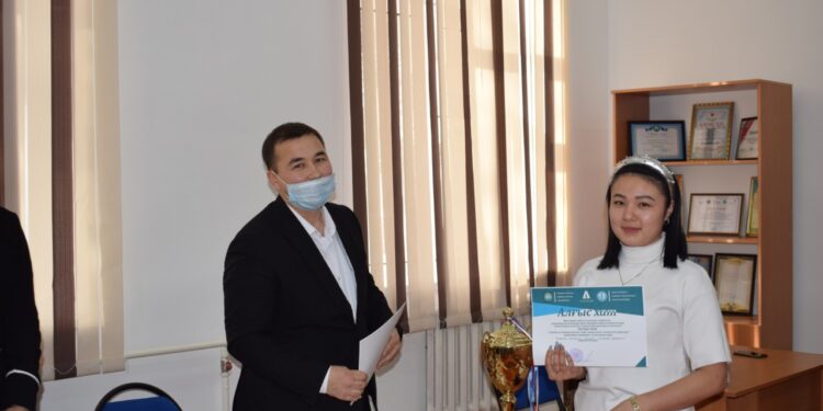Жемқорлықтың алдын алу бағытында пікірсайыс турнир өтті