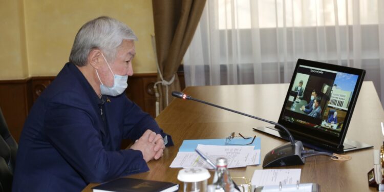 Облыс әкімі азаматтарды онлайн қабылдады