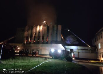 ТАРАЗДА ТҰРМЫСТЫҚ ҚОҚЫСТЫҢ ЖАНУЫ ҒИМАРАТТЫҢ БАСЫМ БӨЛІГІНІҢ ЖОЙЫЛУЫНА ӘКЕЛДІ