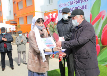 Тараздағы қоныс той: 90 пәтердің кілті табысталды