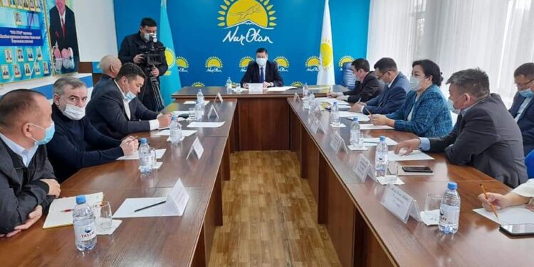 ИНВЕСТОРЛАР ІРІ ЖОБАЛАРДЫ ҰСЫНДЫ