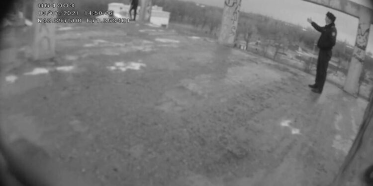 ТАРАЗДЫҚ ПОЛИЦЕЙ ӨЗ-ӨЗІНЕ ҚОЛ ЖҰМСАУ ӘРЕКЕТІНІҢ ЖОЛЫН КЕСТІ