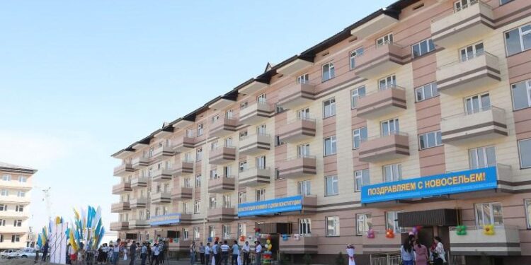 «ҚАЗАҚТЕЛЕКОМ» ТАРАЗ ҚАЛАСЫНЫҢ ЖАҢА 15 — ШАҒЫН АУДАНЫНДА «ОПТИКАНЫ» ҚОСАДЫ