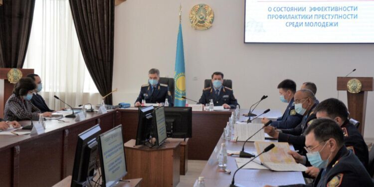 Жамбыл облысында кәмелетке толмағандар арасындағы құқық бұзушылықтардың алдын алу бойынша мобильдік топтар құрылады